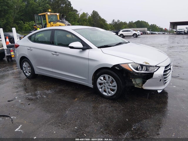 Salvage Hyundai ELANTRA Image