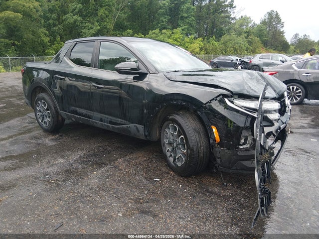 Salvage Hyundai SANTA CRUZ Image