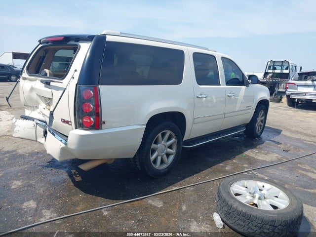 GMC Yukon Denali