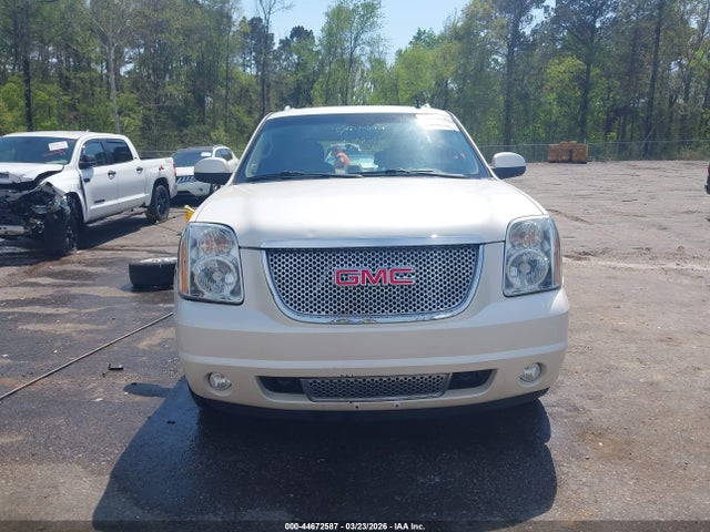GMC Yukon Denali