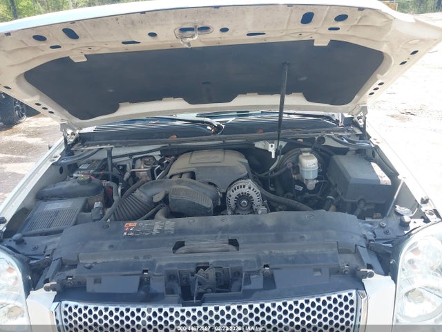 GMC Yukon Denali