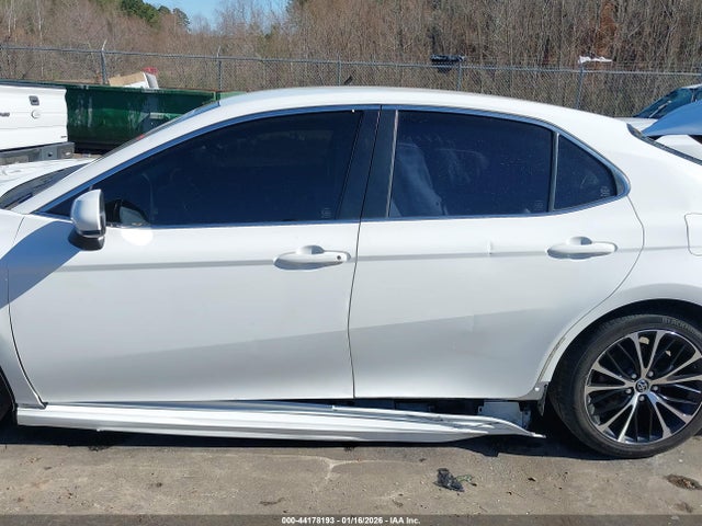 Toyota Camry Se