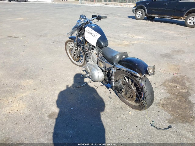 Harley-Davidson Xl883