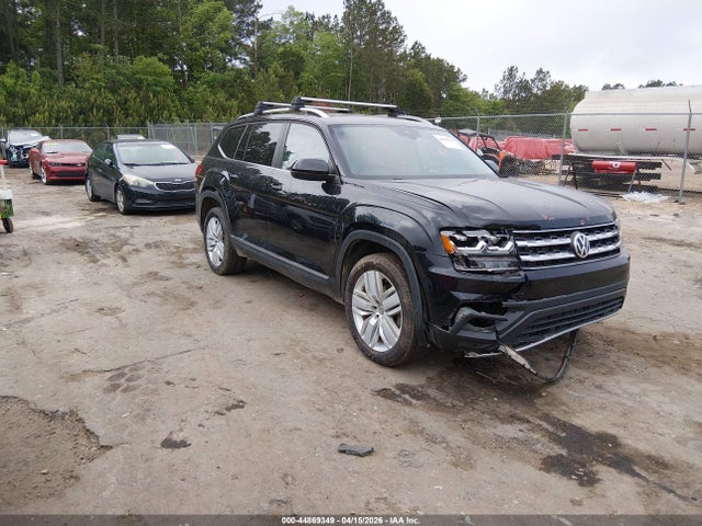 Salvage Volkswagen Atlas Image