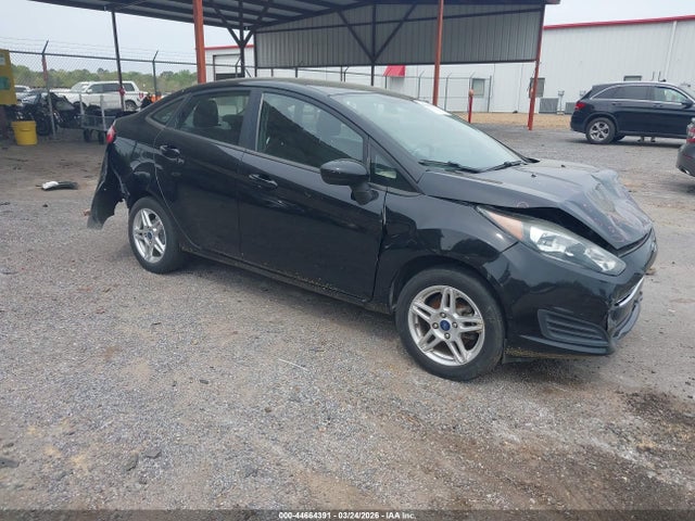 Salvage Ford Fiesta Image