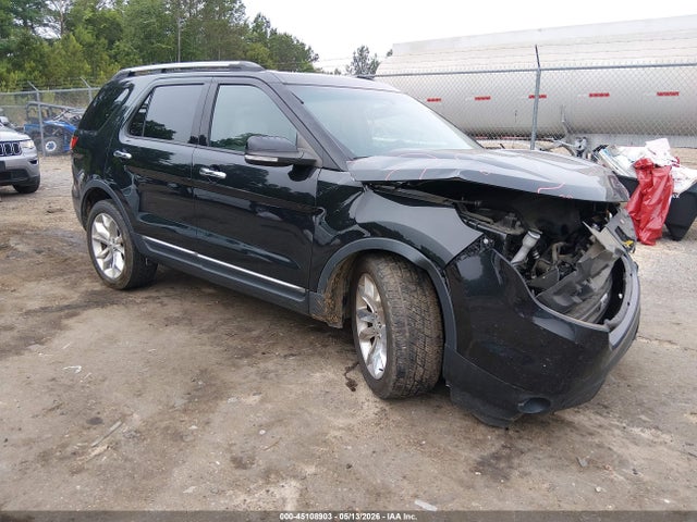 Salvage Ford Explorer Image