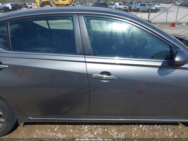 Nissan Altima Sv Fwd