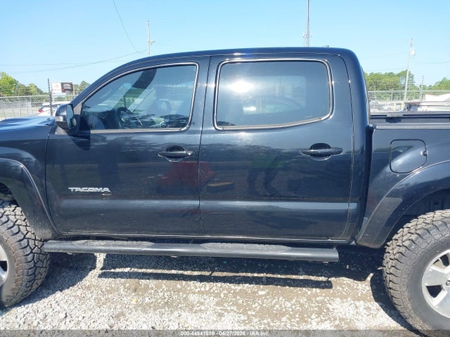 Toyota Tacoma Base V6