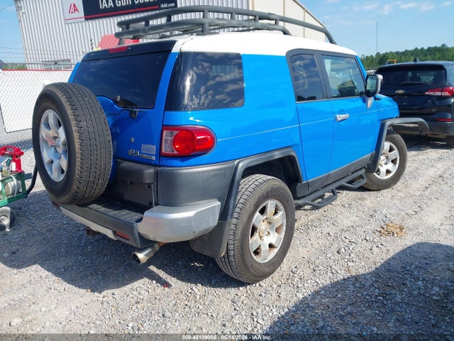 Toyota FJ Cruiser