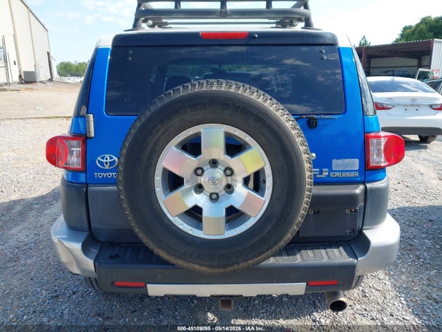Toyota FJ Cruiser
