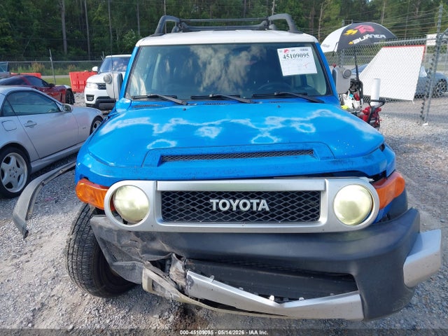 Toyota FJ Cruiser