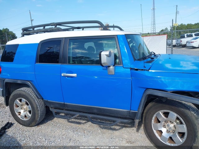 Toyota FJ Cruiser