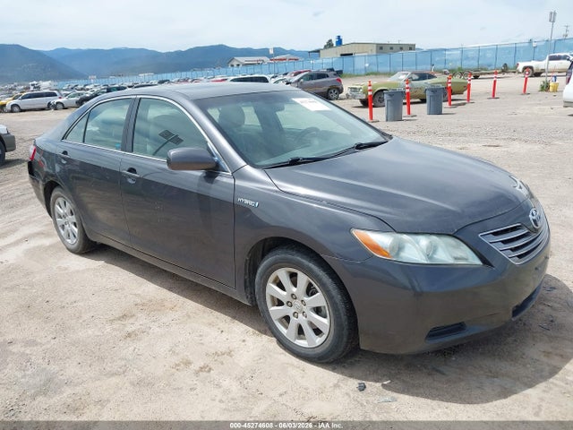 Salvage Toyota Camry Image