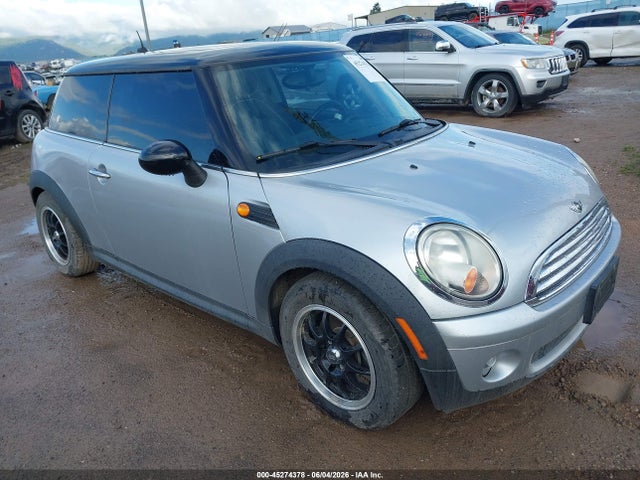Salvage MINI Cooper Image