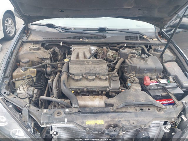 Toyota Camry Le V6