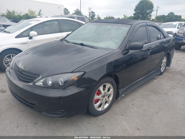 Toyota Camry Le V6