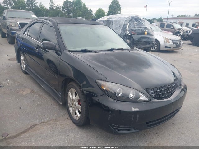 Salvage Toyota Camry Image