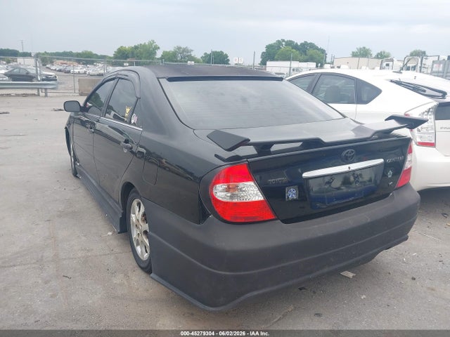 Toyota Camry Le V6