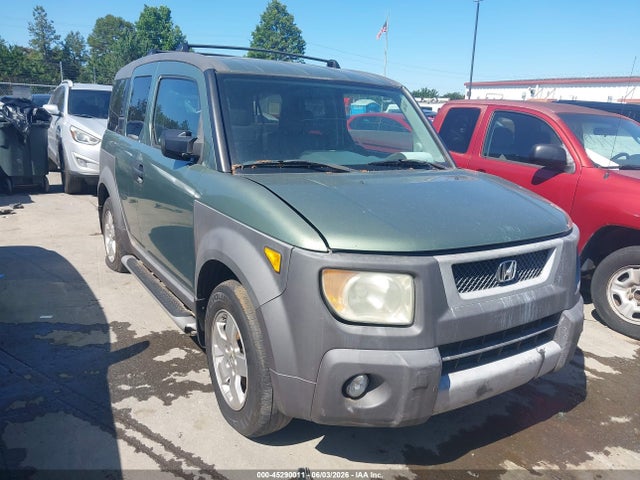 Salvage Honda Element Image