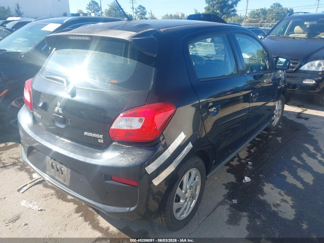 Mitsubishi Mirage Se