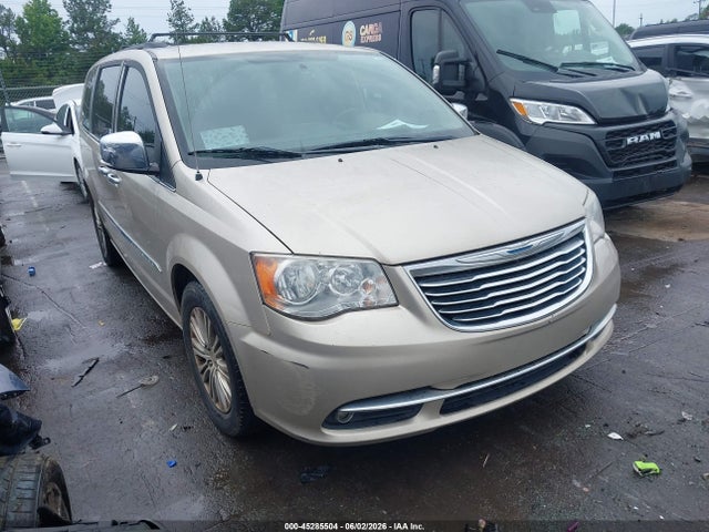 Salvage Chrysler Town & Country Image