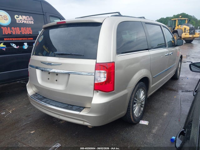 Chrysler Town & Country Touring-l