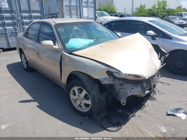 Salvage Honda Accord Image