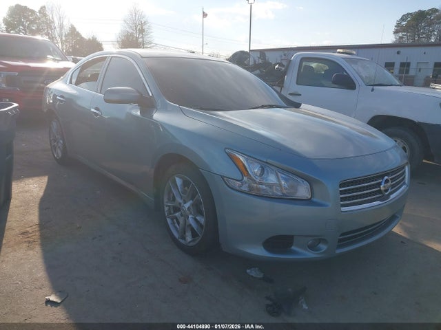 Salvage Nissan Maxima Image