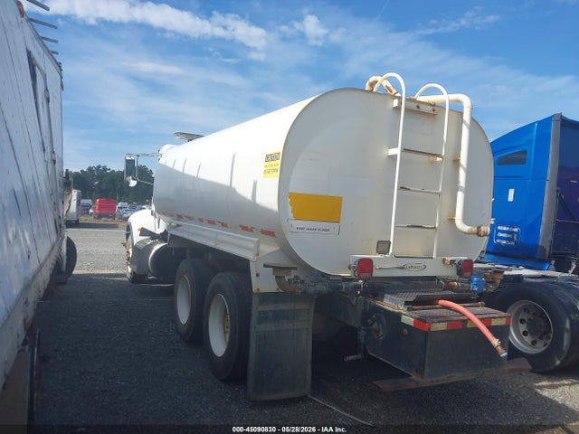 Peterbilt 348
