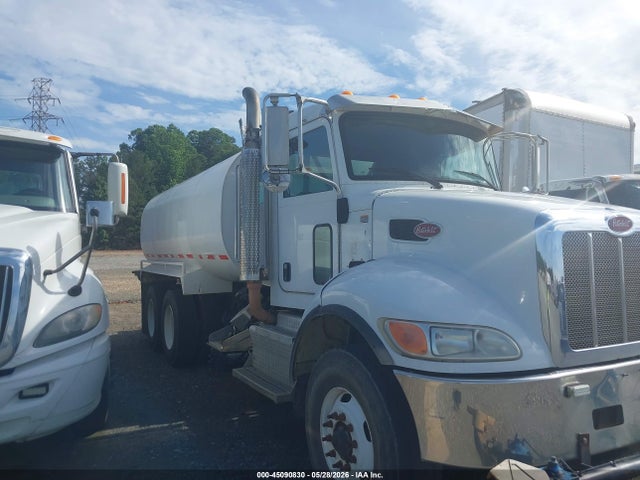 Peterbilt 348