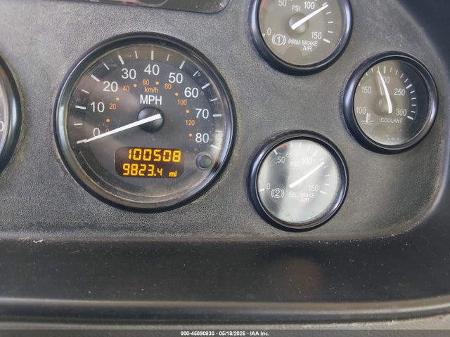 Peterbilt 348