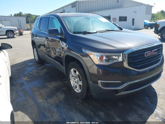 Salvage GMC Acadia Image