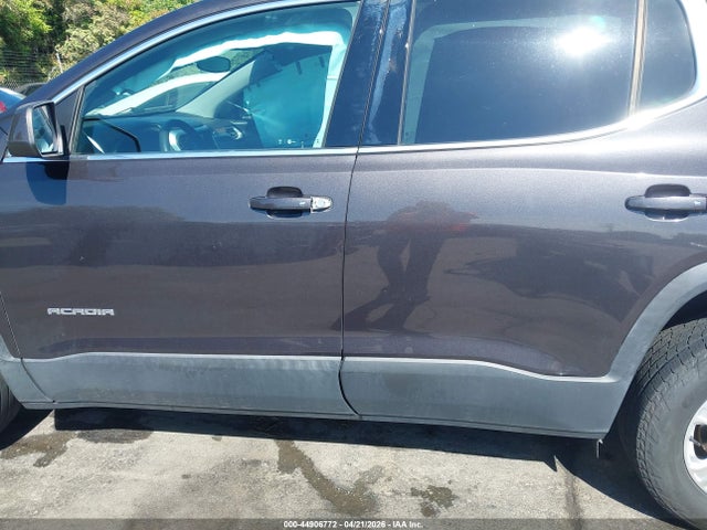 GMC Acadia Sle-1