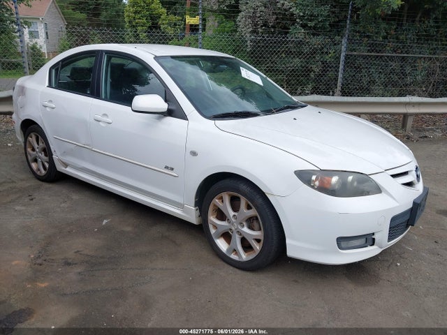 Salvage Mazda Mazda3 Image