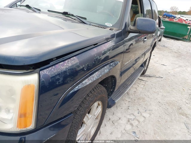 Cadillac Escalade Standard