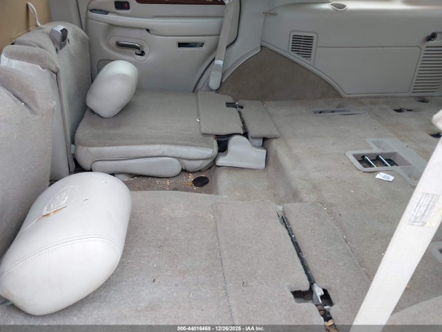 Cadillac Escalade Standard