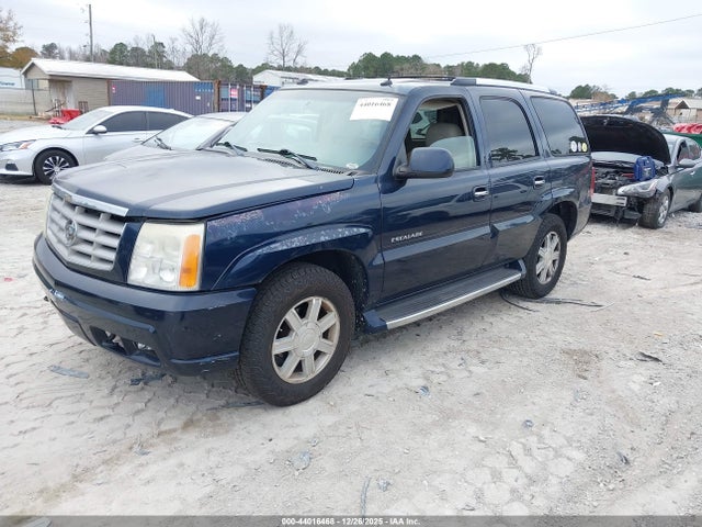 Cadillac Escalade Standard