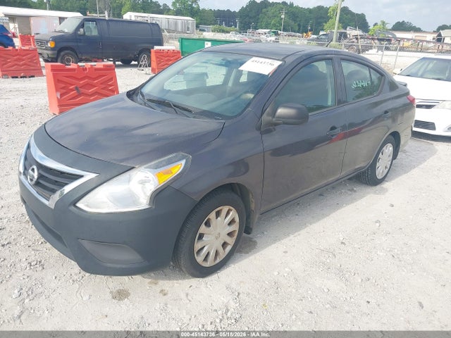Nissan Versa 1.6 S+