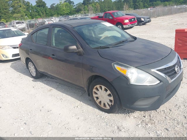 Salvage Nissan Versa Image