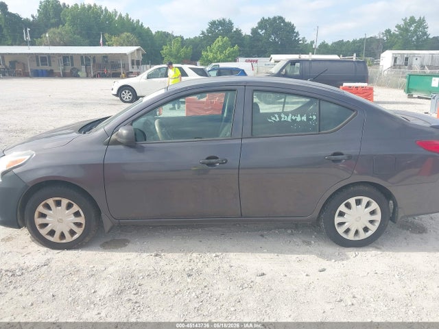 Nissan Versa 1.6 S+