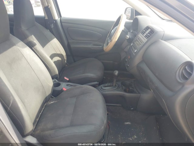 Nissan Versa 1.6 S+