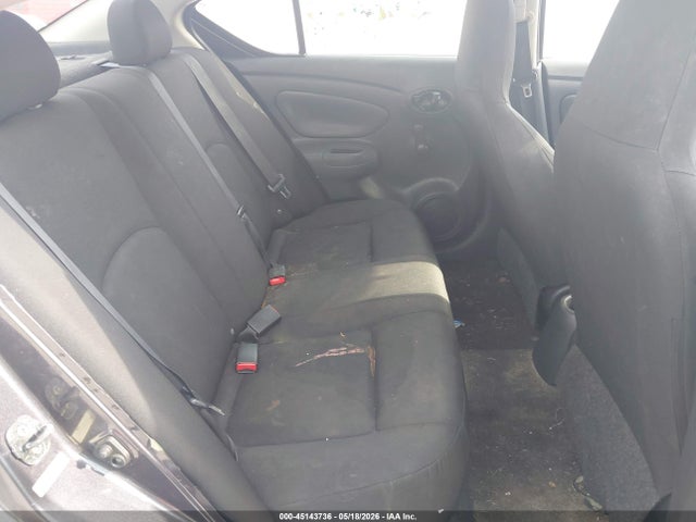 Nissan Versa 1.6 S+