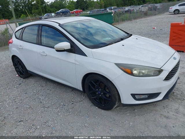 Salvage Ford Focus Image