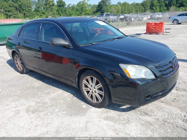 Salvage Toyota Avalon Image