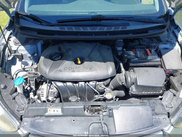 Hyundai ELANTRA Se