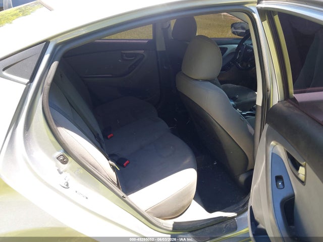 Hyundai ELANTRA Se