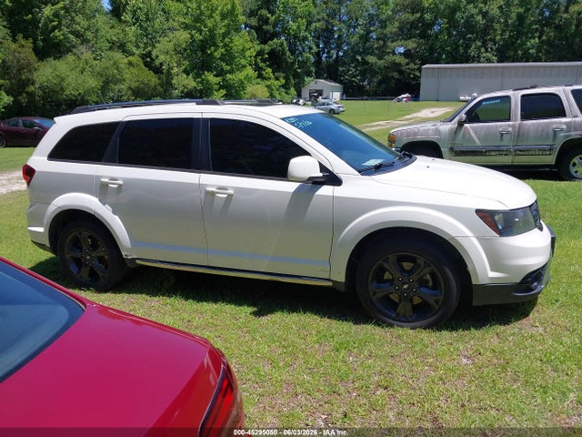 Dodge Journey Crossroad