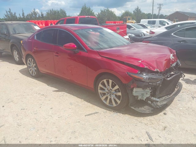 Salvage Mazda Mazda3 Image