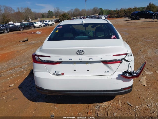 Toyota Camry Le