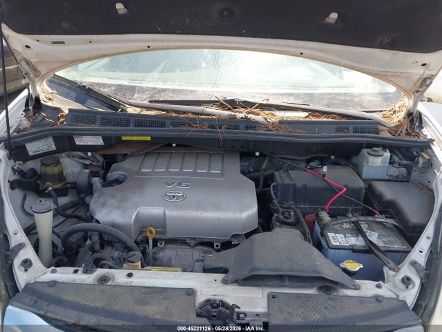 Toyota Sienna Limited